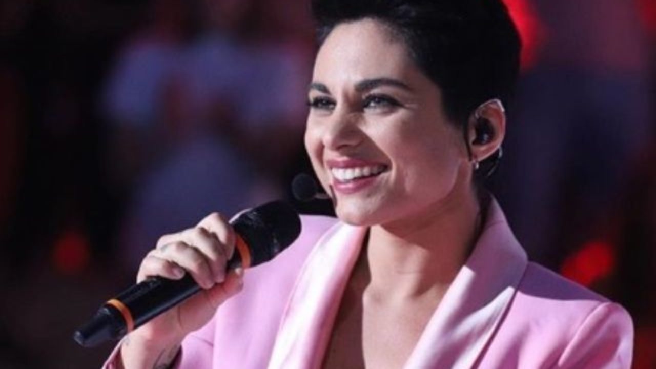 Giordana Angi, ex di Amici: “L’amore non ha sesso, voglio cantare per lei”