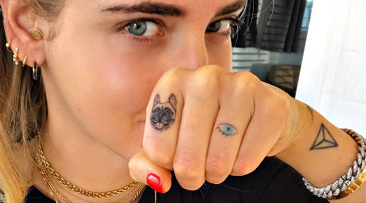 Per Chiara Ferragni un tatuatore a domicilio