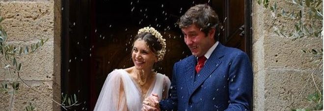 Nicoletta Romanoff a 40 anni ha messo l’abito bianco per la seconda volta e ha sposato Federico Alverà