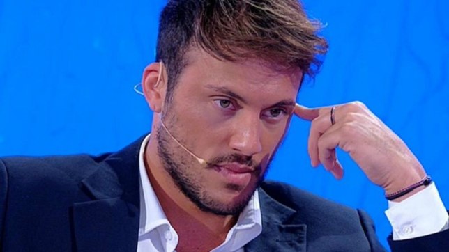 Uomini e Donne oggi: Giulio ancora nel caos, duri attacchi per Veronica