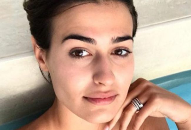 Miss Italia 2015 Alice Sabatini racconta del suo periodo nero: ‘Dopo la vittoria è arrivata la depressione e ho preso 15 kg’. Poi una scoperta le ha cambiato la vita… Miss Italia 2015 Alice Sabatini racconta del suo periodo nero: ‘Dopo la vittoria è arrivata la depressione e ho preso 15 kg’. Poi una scoperta le ha cambiato la vita…