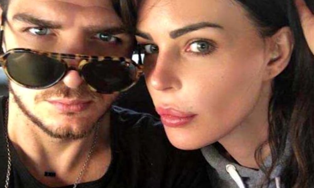 Nina Moric rivela davanti a Barbara D’Urso basita che Favoloso avrebbe fatto del male al figlio Carlos: ‘Io mi sono messa in mezzo e urlavo, ma lui c’è riuscito lo stesso’