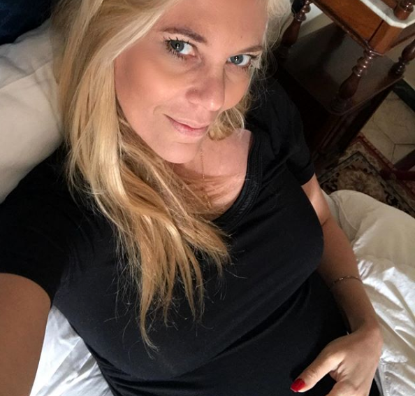 Eleonora Daniele: ‘Ci ho messo 2 anni e sono rimasta incinta in modo naturale, ma se non fosse arrivato sarei ricorsa alle cure ormonali’