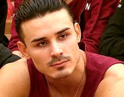 Valentin Alexandru Dumitru ammette la storia d’amore con Francesca Tocca, moglie di Raimondo Todaro: ‘Chiedo scusa se mi sono innamorato di una persona sposata, ho deciso di fare un passo indietro’