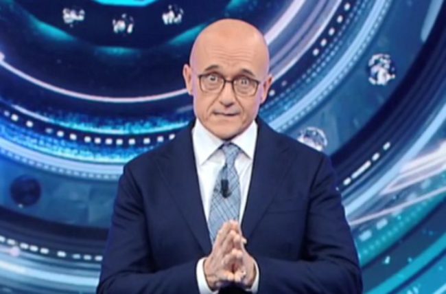 Gf Vip 4 diciassettesima puntata: eliminati, nomination e primo finalista