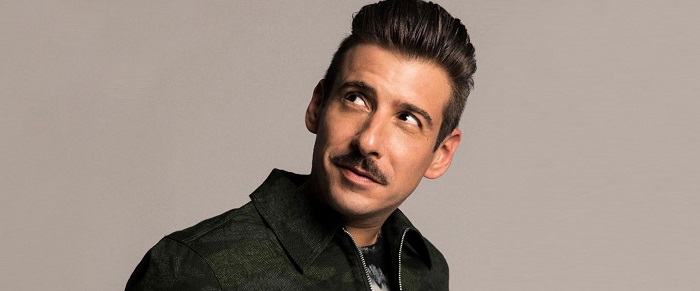 Questa immagine ha l'attributo alt vuoto; il nome del file è francesco-gabbani.jpg