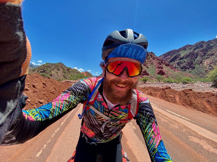 Non voglio cambiare pianeta, il docutrip di Jovanotti in Sud America dal 24 aprile su Raiplay