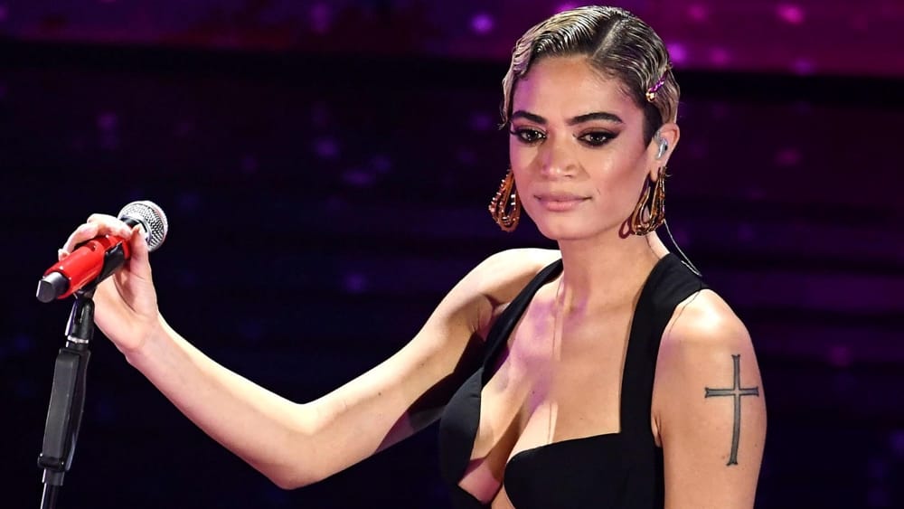 Elodie: “Criticata per il provino a X Factor del 2008: avevo 18 anni, ero senza una lira. Frustrati”