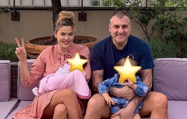 Christian Vieri, 46 anni, dopo aver avuto due figlie da Costanza Caracciolo spiega di non essere interessato ad un maschietto: ‘Sono troppo vecchio, basta’