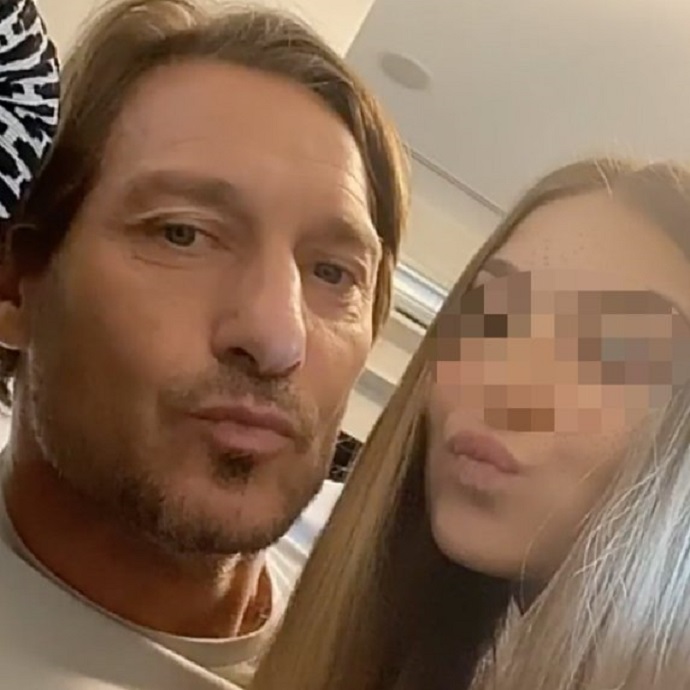 Ilary Blasi e Francesco Totti in festa per il compleanno di Chanel che compie 13 anni: dolci dediche alla loro neo teenager