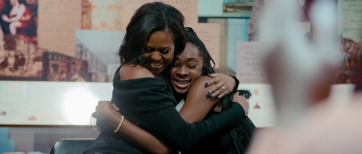 Michelle Obama, vista dalle figlie Malia e Sasha: «Orgogliose di te»
