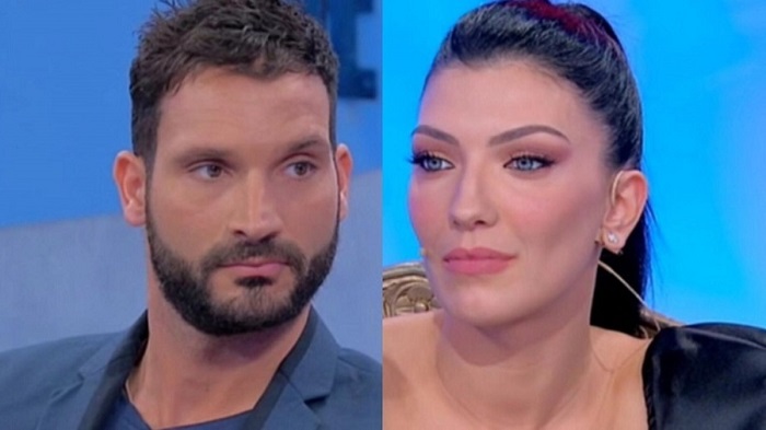 L’ex moglie di Sammy Hassan: “Non accettava lo avessi lasciato, con Giovanna Abate non lo riconosco” L’ex moglie di Sammy Hassan: “Non accettava lo avessi lasciato, con Giovanna Abate non lo riconosco”
