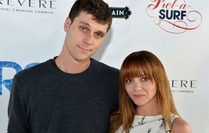 Christina Ricci ha ottenuto un ordine di protezione contro il marito Christina Ricci ha ottenuto un ordine di protezione contro il marito