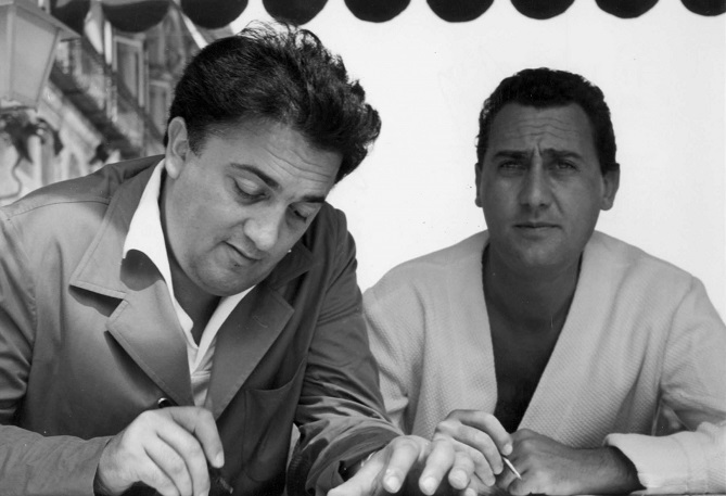 A Spazio5 il cinema italiano fa 100 con Federico Fellini e Alberto Sordi