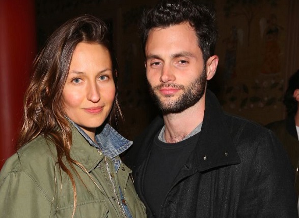Penn Badgley, Dan Humphrey è diventato papà (sul set di «You 3»)