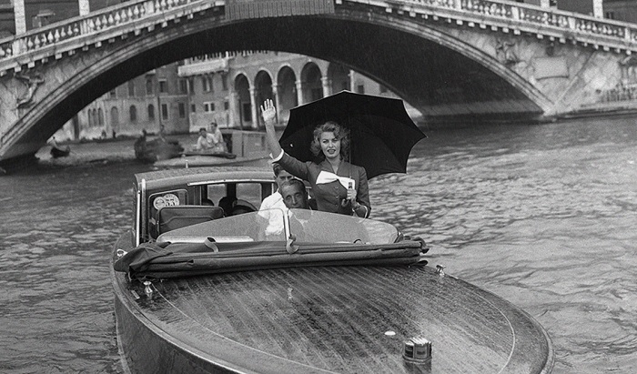 Al Festival del Cinema di Venezia anche le courtesy boat Riva
