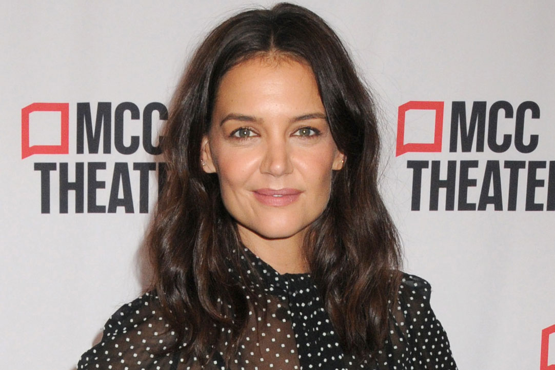 Katie Holmes ha un nuovo amore: è lo chef delle star Emilio Vitolo Katie Holmes ha un nuovo amore: è lo chef delle star Emilio Vitolo