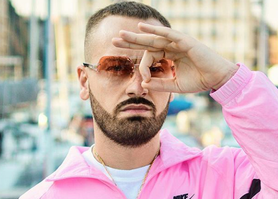 Vale Lambo racconta “Come il Mare”: “Il mio disco più personale, in “Solo piano” racconto chi sono.