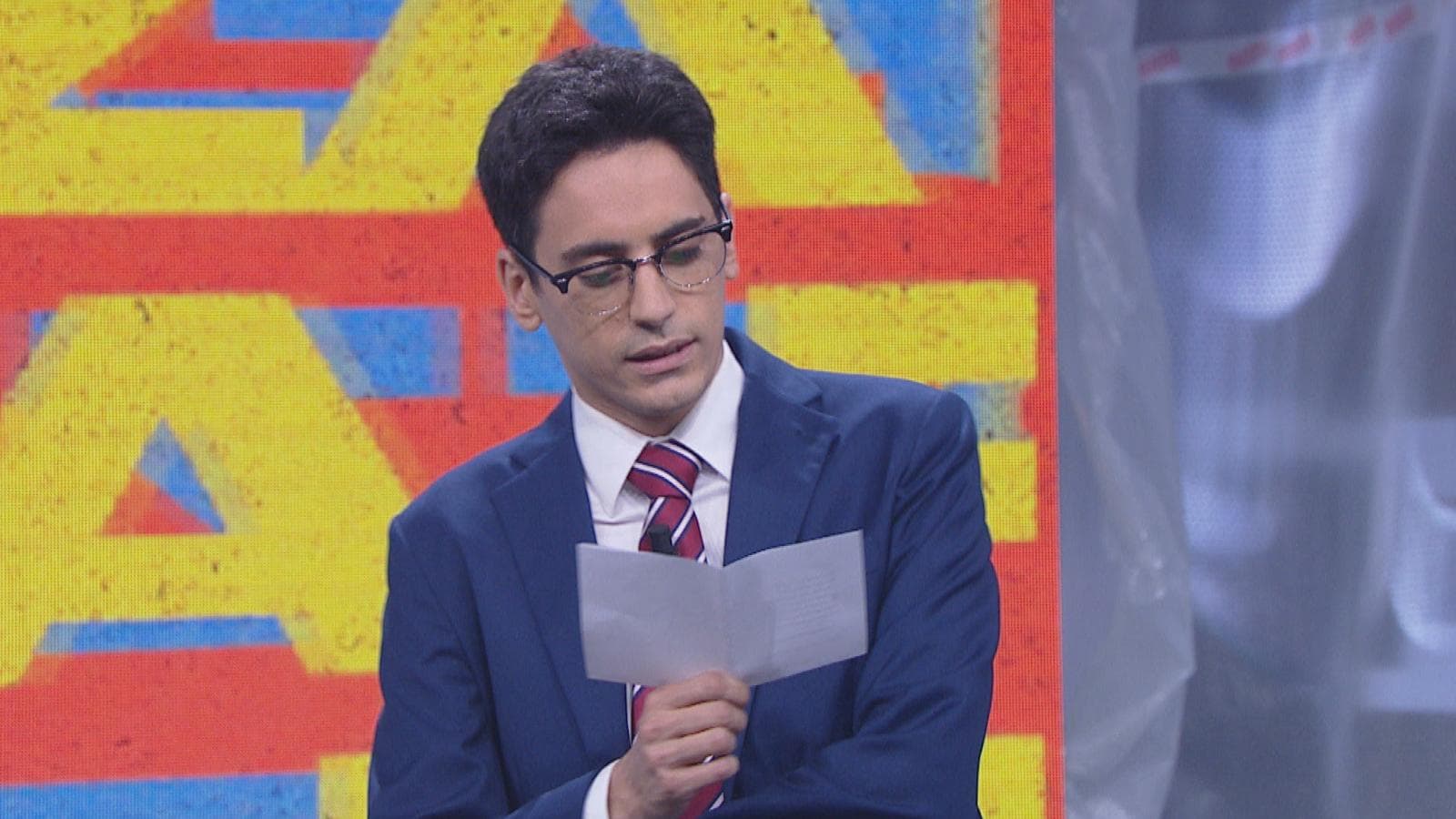 Rai2, stasera torna “Una pezza di Lundini”