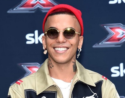 Famoso di Sfera Ebbasta infrange ogni record su Spotify Famoso di Sfera Ebbasta infrange ogni record su Spotify