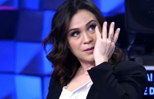 Valeria Graci choc sull’ex marito: “Limite superato, sono lacerata dentro. Sono andata in analisi” Valeria Graci choc sull’ex marito: “Limite superato, sono lacerata dentro. Sono andata in analisi”