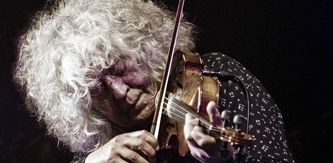 Angelo Branduardi pubblica una nuova canzone: Kyrie Eleison