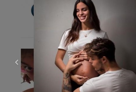 E’ nata la figlia di Stash: l’annuncio è tutto social
