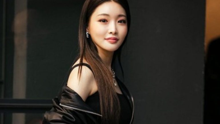 Questa immagine ha l'attributo alt vuoto; il nome del file è Kim-Chungha.jpg