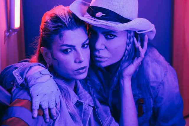 Emma Marrone, il primo singolo con «mamma rock» Loredana Bertè