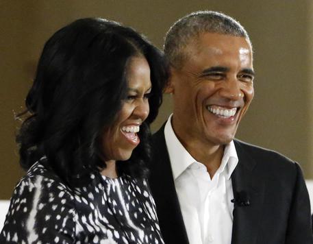 Barack e Michelle, amore e black-out per Netflix