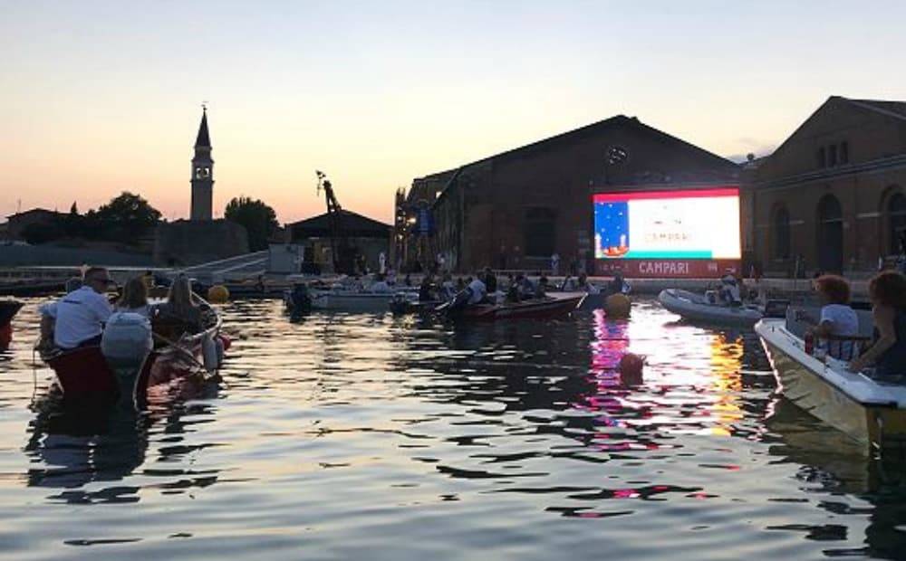 Da Corto Maltese alle 30.000 miglia di Cappelletti, a Venezia il cinema in barca Da Corto Maltese alle 30.000 miglia di Cappelletti, a Venezia il cinema in barca