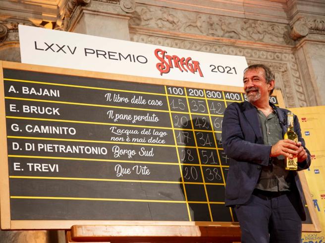 Premio Strega 2021, vince Emanuele Trevi