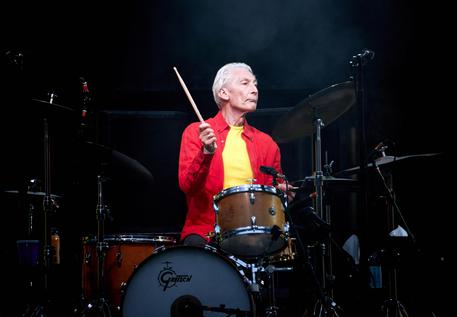 Rolling Stones, Jagger e compagni non hanno partecipato al funerale di Charlie Watts a causa delle restrizioni per il Covid Rolling Stones, Jagger e compagni non hanno partecipato al funerale di Charlie Watts a causa delle restrizioni per il Covid