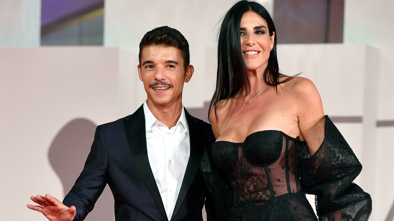 Moreno a Venezia con la nuova fidanzata, chi è Barbara Francesca Ovieni? 