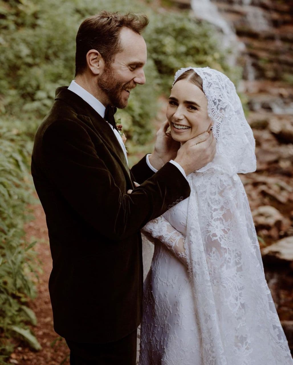 Lily Collins si è sposata: le foto delle nozze con Charlie McDowell