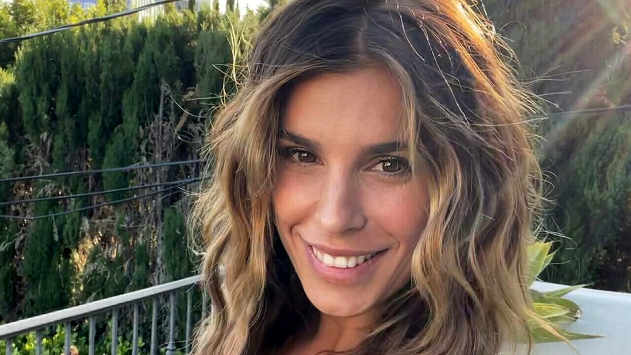 Elisabetta Canalis e Georgian Cimpeanu passeggiano mano nella mano: “È amore alla luce del sole”