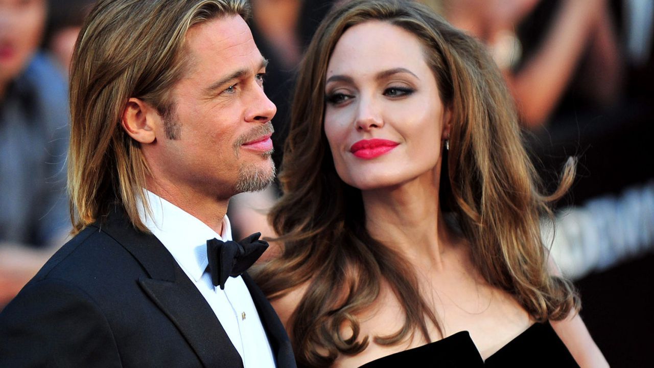 Brad Pitt sconfitto (in tribunale) da Angelina Jolie: niente revisione sulla custodia dei figli Brad Pitt sconfitto (in tribunale) da Angelina Jolie: niente revisione sulla custodia dei figli