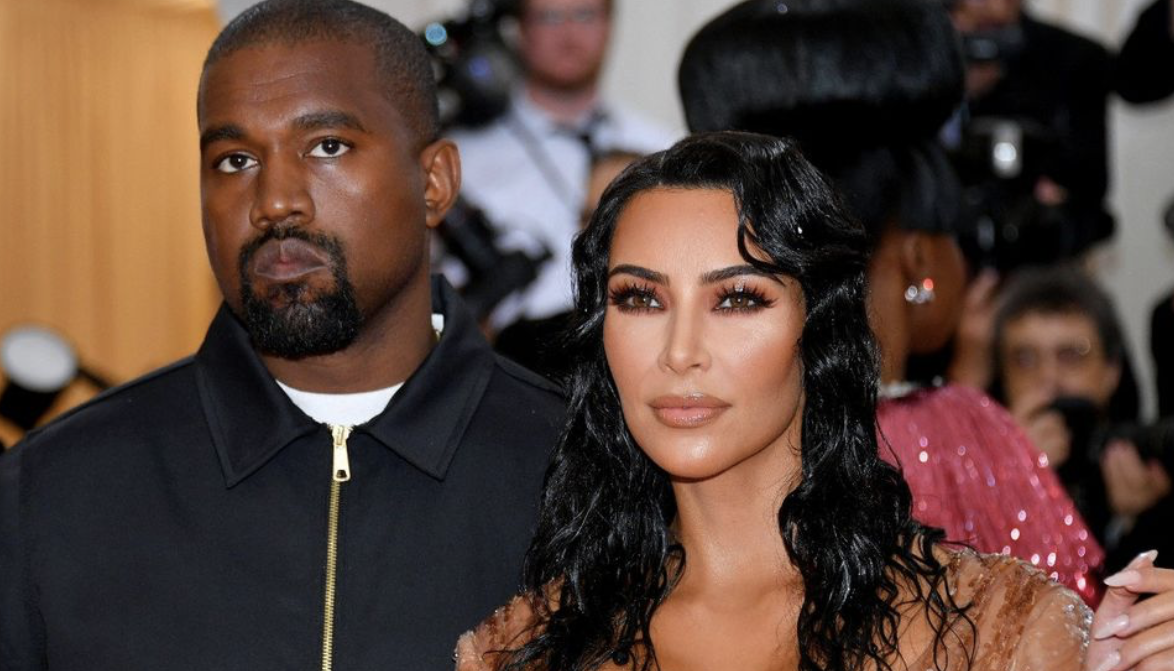 Kanye West non molla e compra casa di fronte a Kim Kardashian