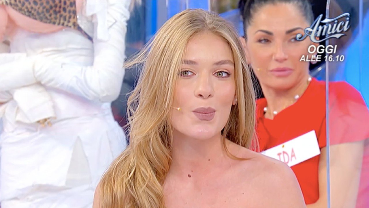 Uomini e Donne, Martina Viali rivela: ”Con Matteo Ranieri grande attrazione fisica”