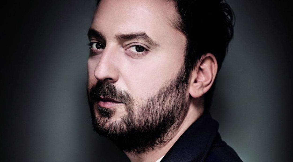 Cesare Cremonini lancia il nuovo singolo “La ragazza del futuro”