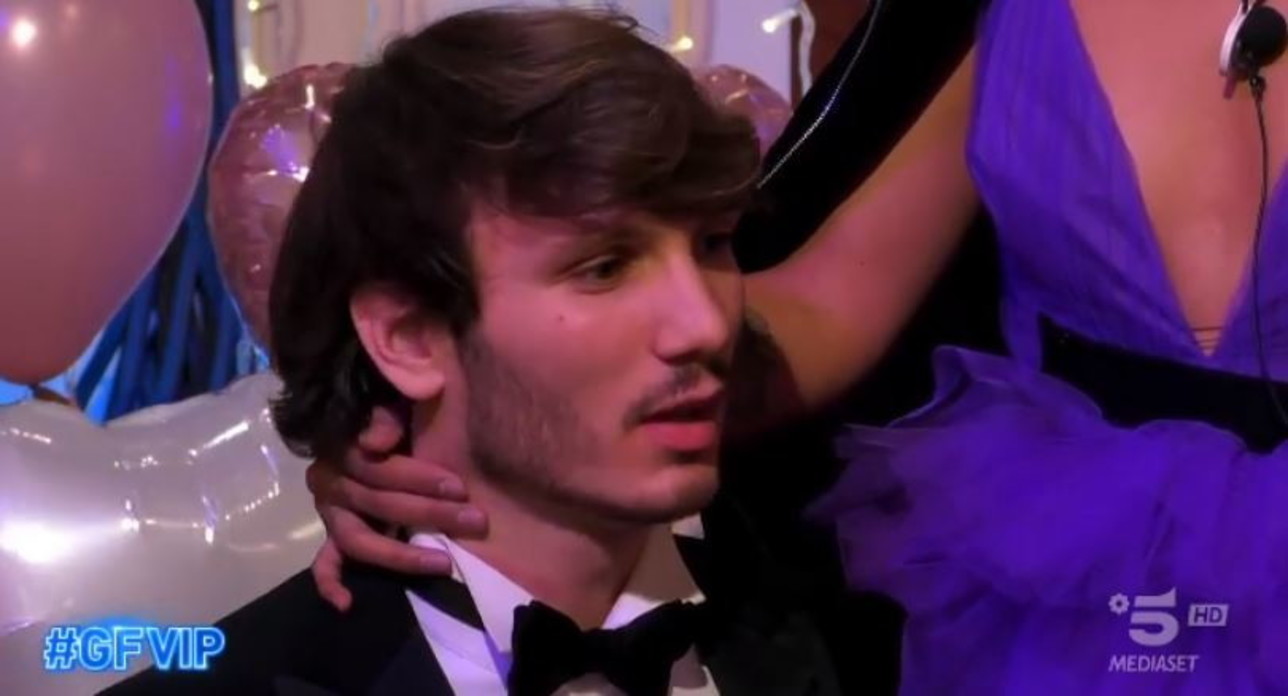 “Grande Fratello Vip”, Manuel abbandona la Casa, Federica, Barù e Nathalie in nomination