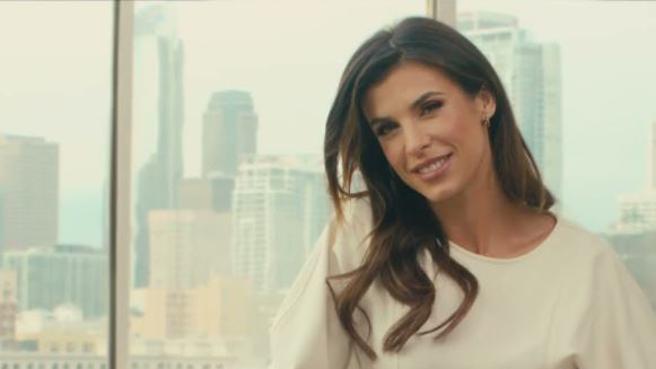 Elisabetta Canalis e la polemica per lo spot della Liguria (da 100 mila euro)