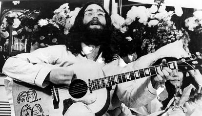 Le radio europee hanno scelto John Lennon per chiedere la pace in Ucraina