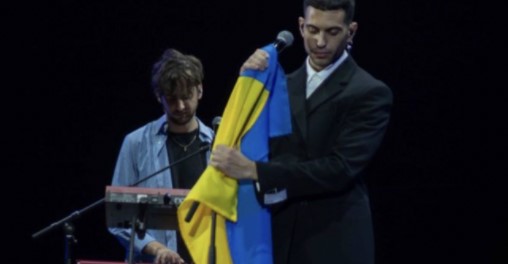 Mahmood, messaggio di solidarietà all’Ucraina: “Dalla parte degli oppressi”