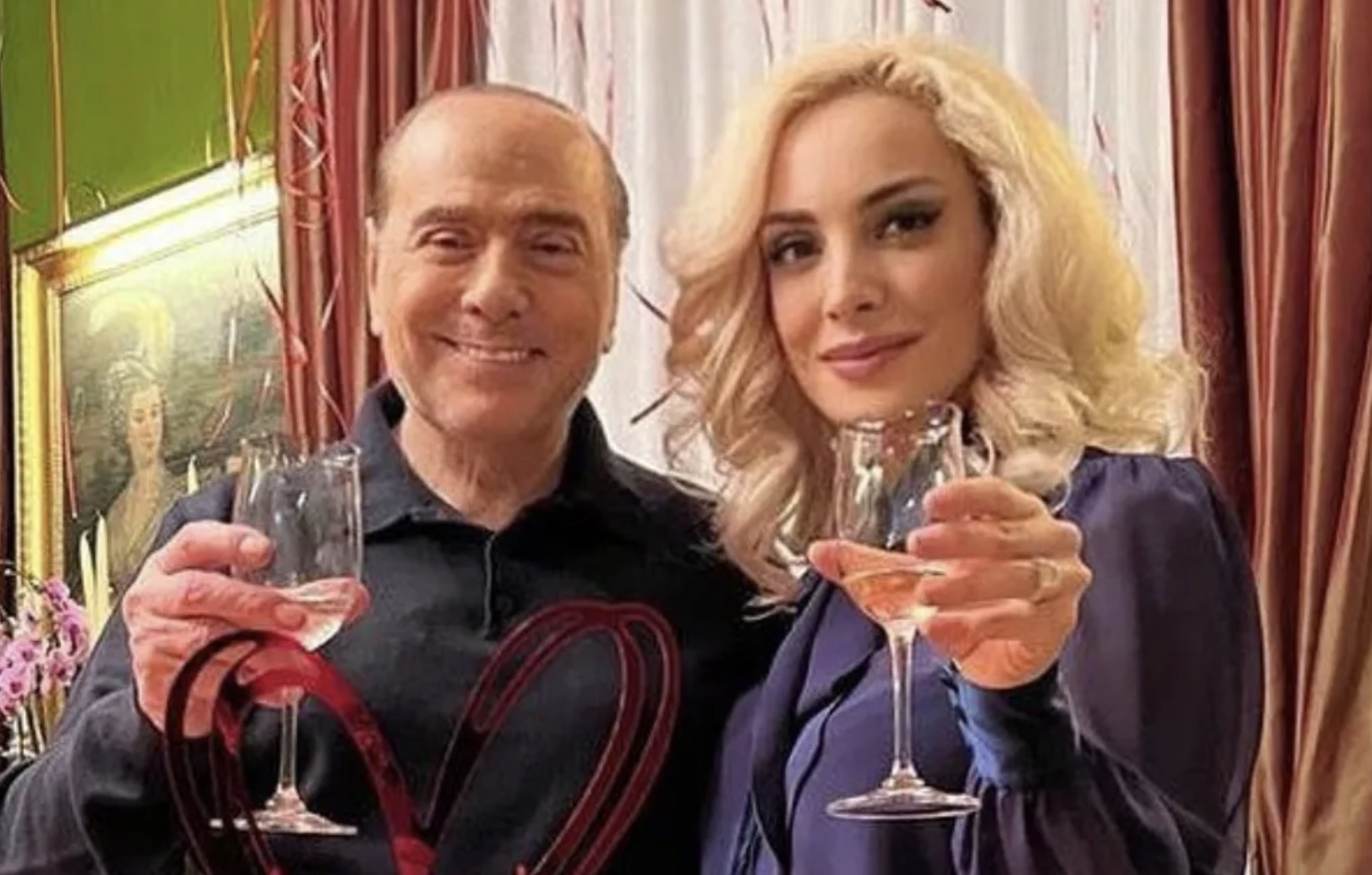 Silvio Berlusconi e Marta Fascina, tutto pronto per le (non) nozze a villa Gernetto Silvio Berlusconi e Marta Fascina, tutto pronto per le (non) nozze a villa Gernetto
