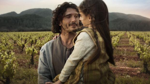 Su Canale 5 debutta domenica 17 aprile in prima serata «Gli eredi della Terra» Su Canale 5 debutta domenica 17 aprile in prima serata «Gli eredi della Terra»
