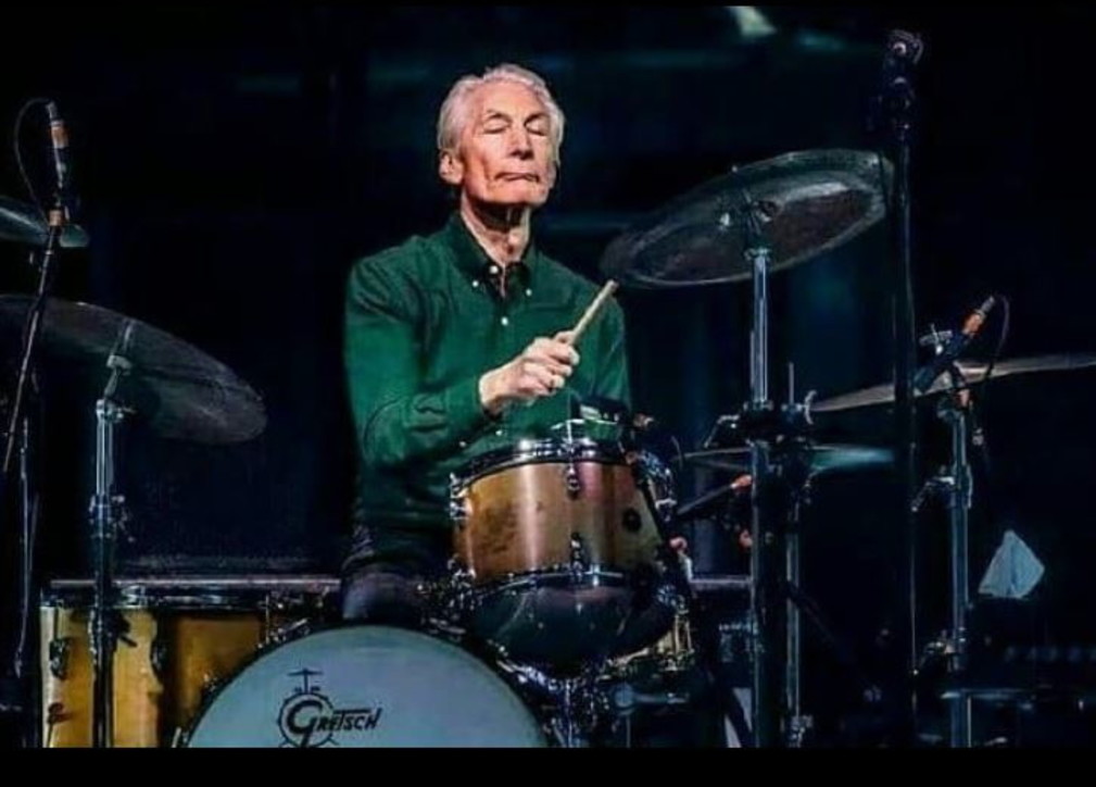 Il testamento di Charlie Watts vale 30 milioni di sterline, il batterista dei Rolling Stones ha lasciato tutto alla moglie