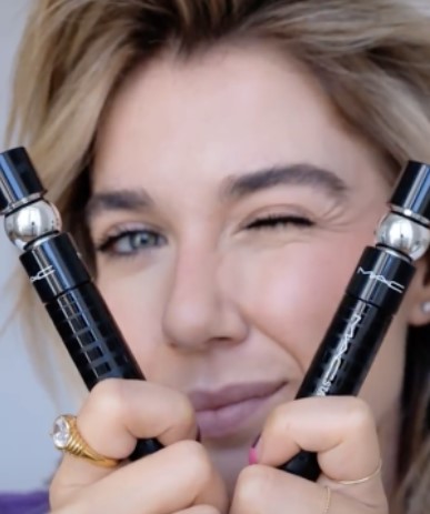 Pulse Advertising Italia e M·A·C Cosmetics ancora insieme per una campagna social virale a sostegno del nuovo mascara M·A·C Stack.