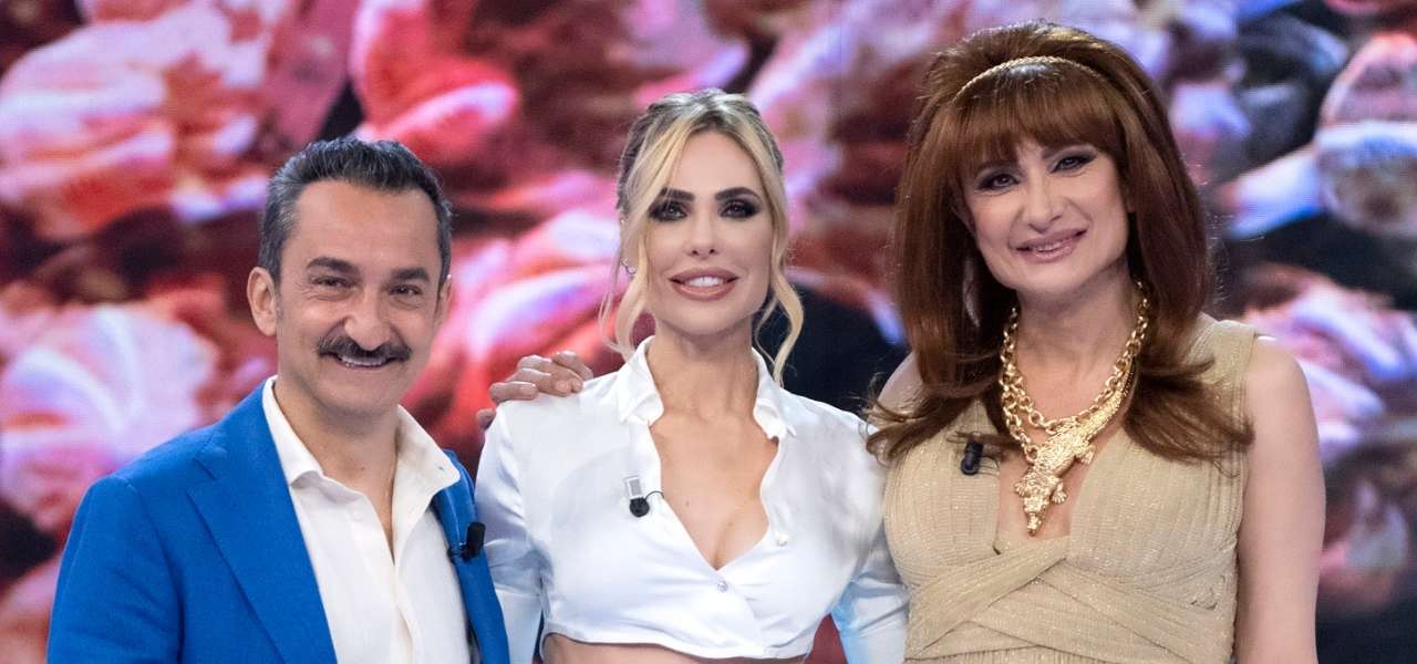 Ascolti tv lunedì 27 giugno 2022