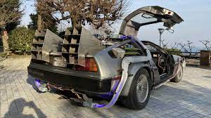 Ritorno al futuro, in mostra a Bologna la DeLorean e tanti altri cimeli originali dei film